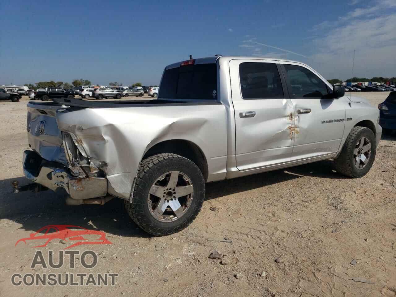 DODGE RAM 1500 2012 - 1C6RD6LT5CS136998