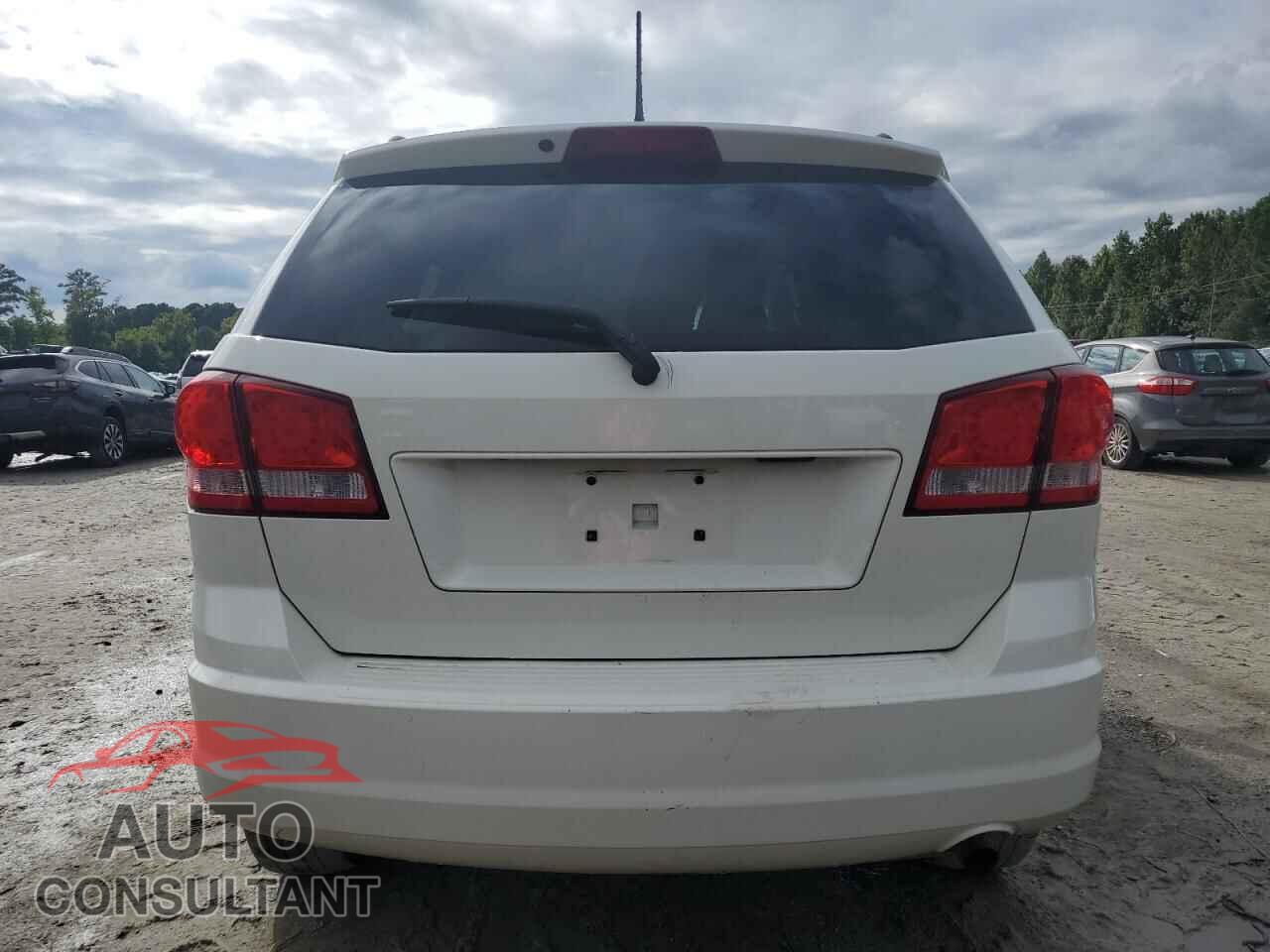 DODGE JOURNEY 2012 - 3C4PDCAB1CT154065