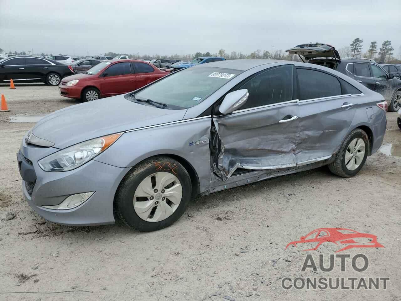 HYUNDAI SONATA 2015 - KMHEC4A42FA131189