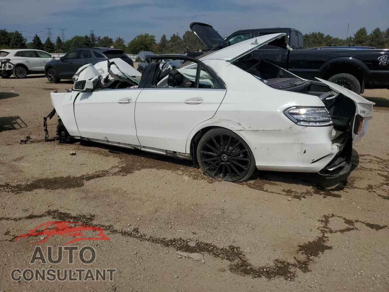 MERCEDES-BENZ E-CLASS 2015 - WDDHF8JB8FB085673