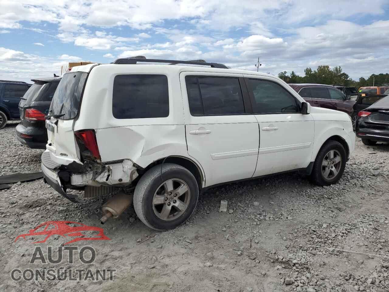 HONDA PILOT 2011 - 5FNYF4H57BB100206