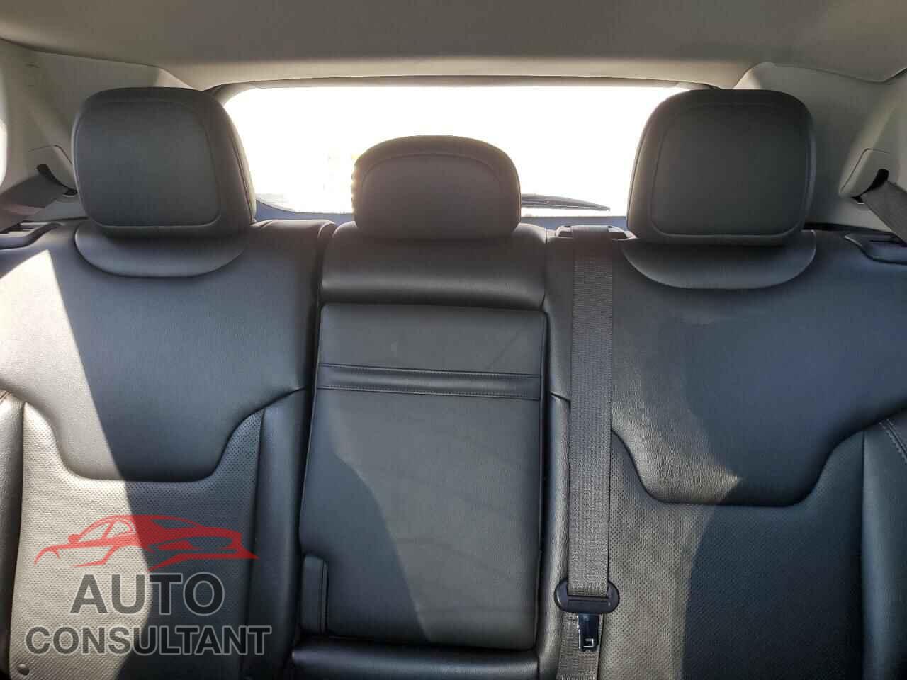 JEEP COMPASS 2019 - 3C4NJDCB7KT775649
