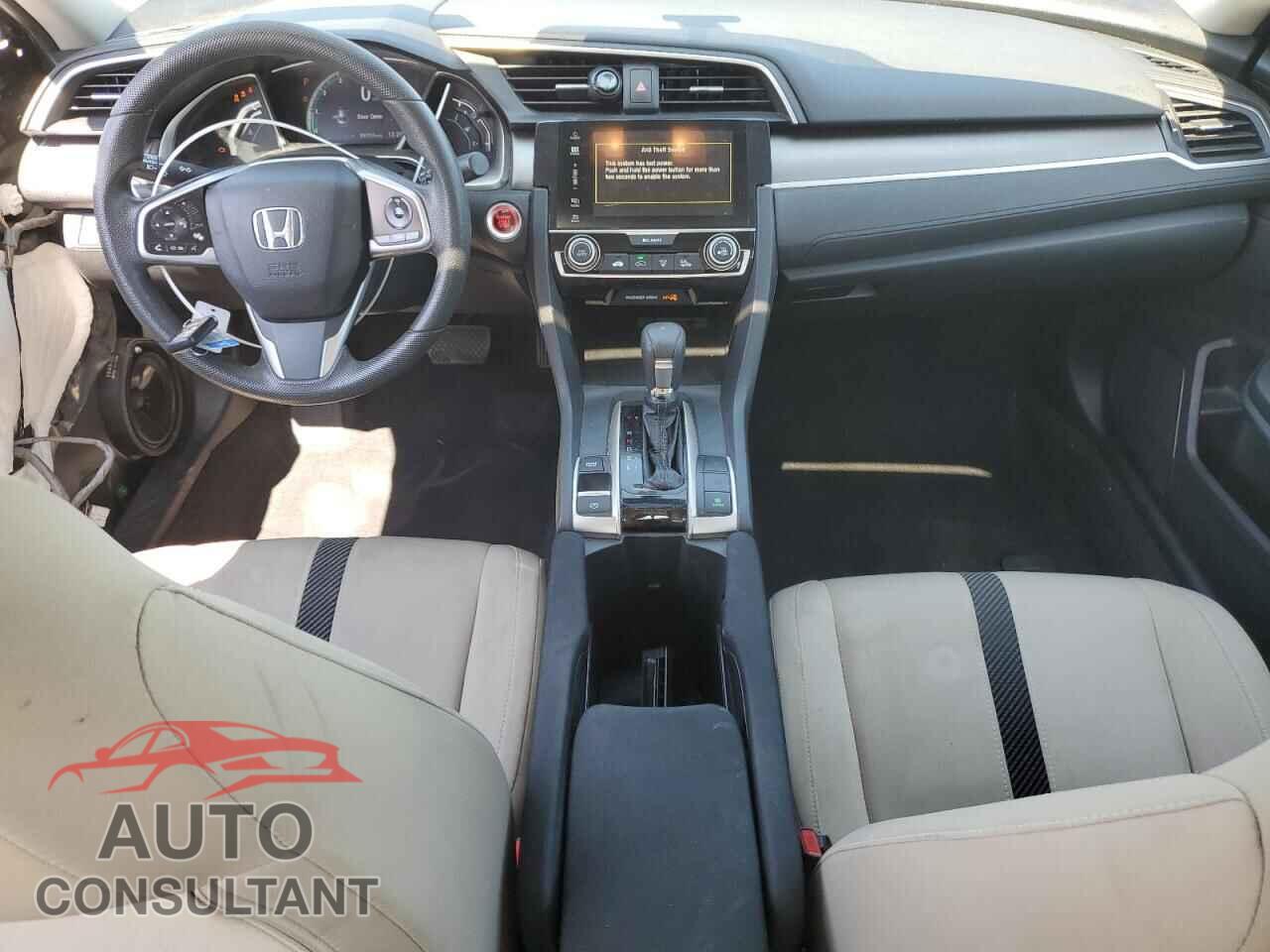HONDA CIVIC 2017 - 19XFC2F78HE057129