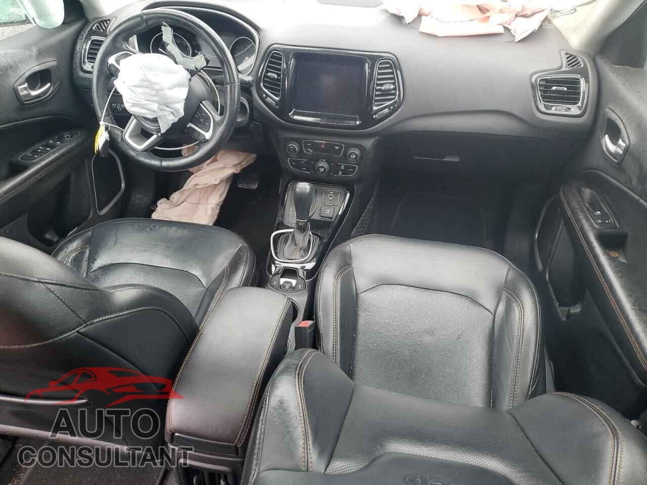 JEEP COMPASS 2018 - 3C4NJDCB4JT458149