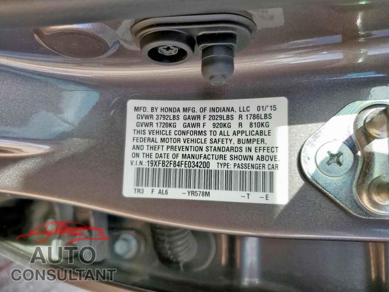 HONDA CIVIC 2015 - 19XFB2F84FE034200