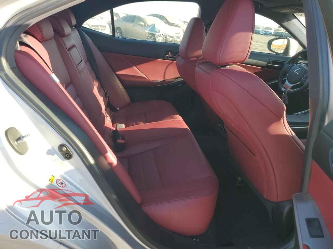 LEXUS IS 2014 - JTHBE1D21E5003851