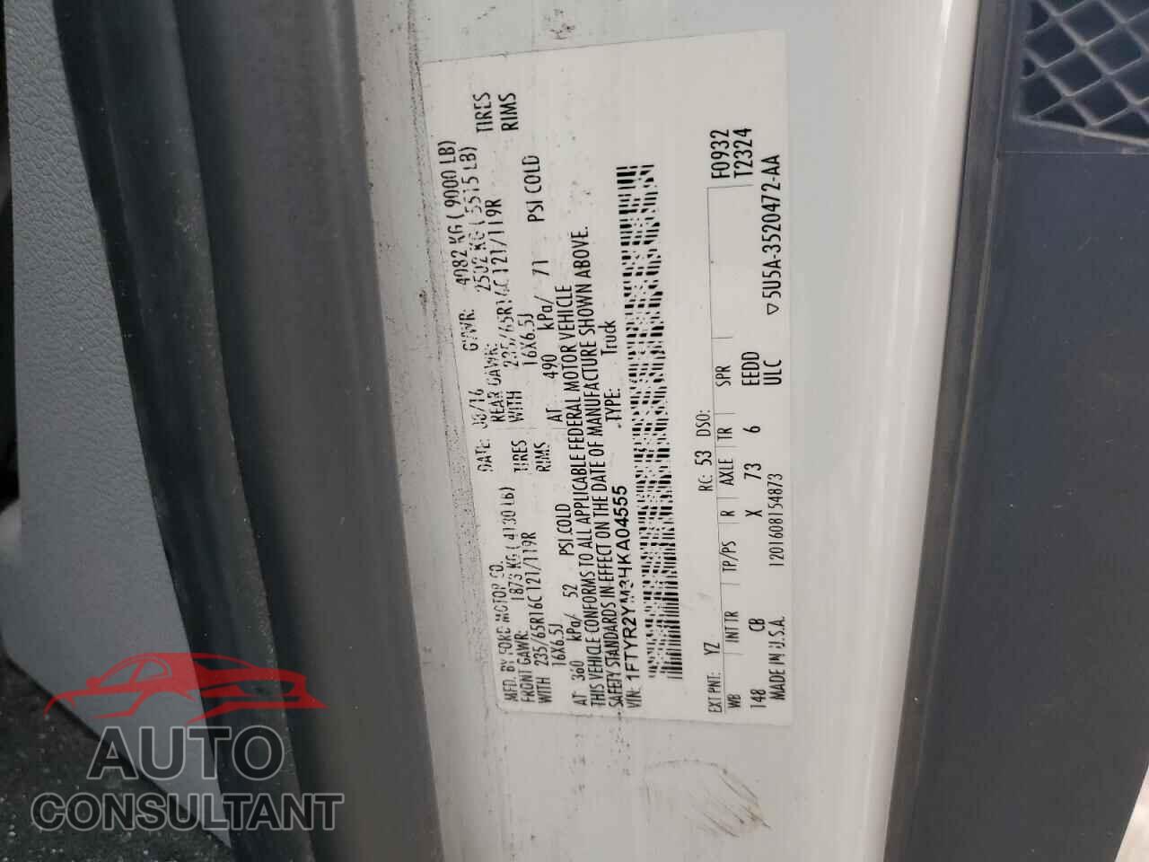 FORD TRANSIT 2017 - 1FTYR2YM3HKA04555
