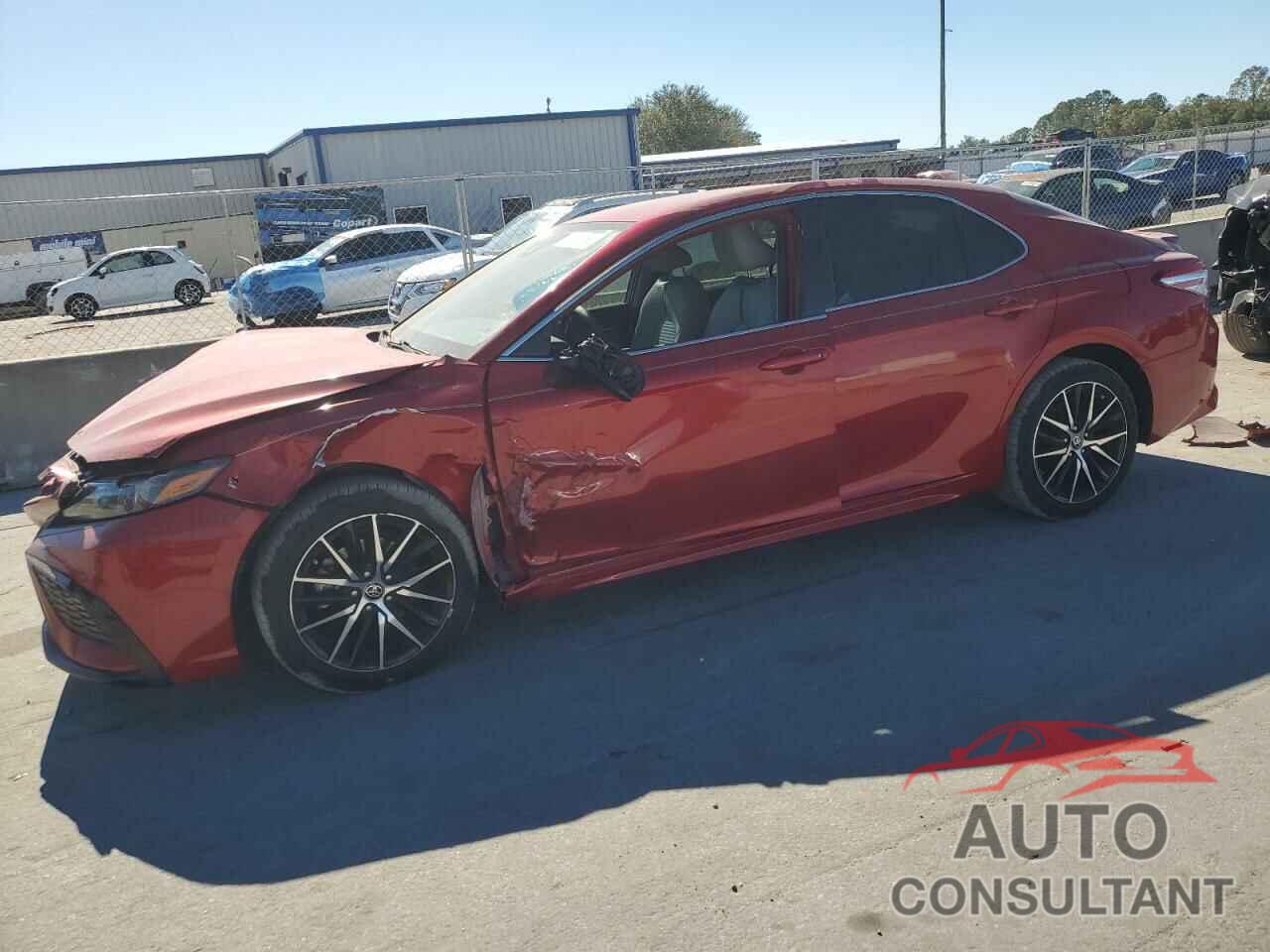 TOYOTA CAMRY 2021 - 4T1G11AK8MU455108
