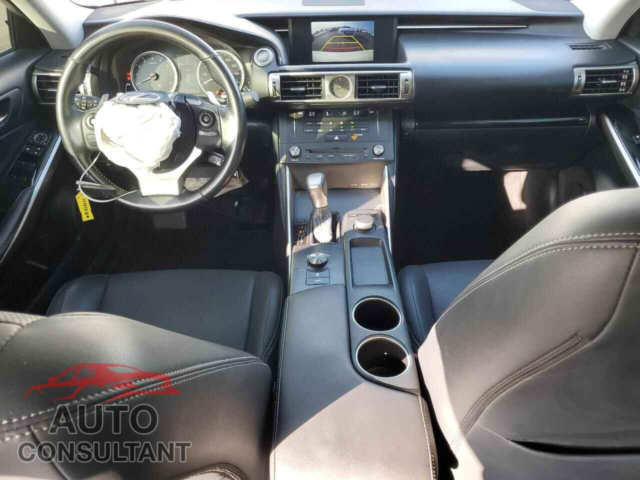 LEXUS IS 2016 - JTHBA1D2XG5016497
