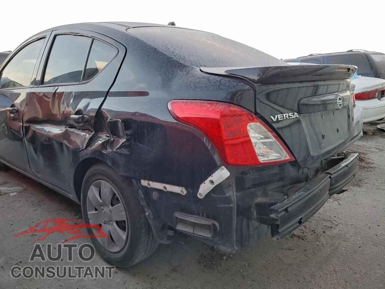 NISSAN VERSA 2017 - 3N1CN7AP3HL894550
