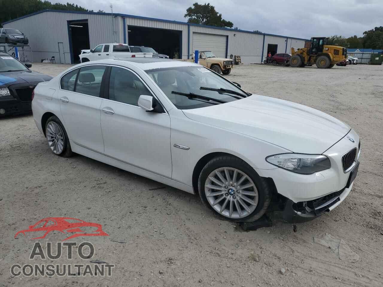 BMW 5 SERIES 2013 - WBAFR7C56DC817457