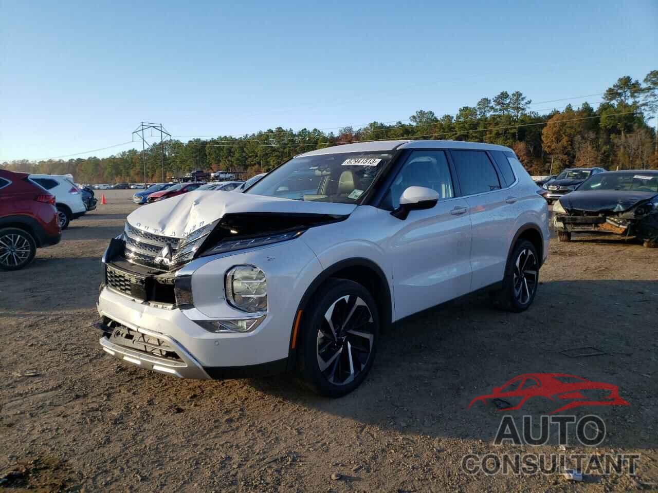 MITSUBISHI OUTLANDER 2023 - JA4J3UA8XPZ016911