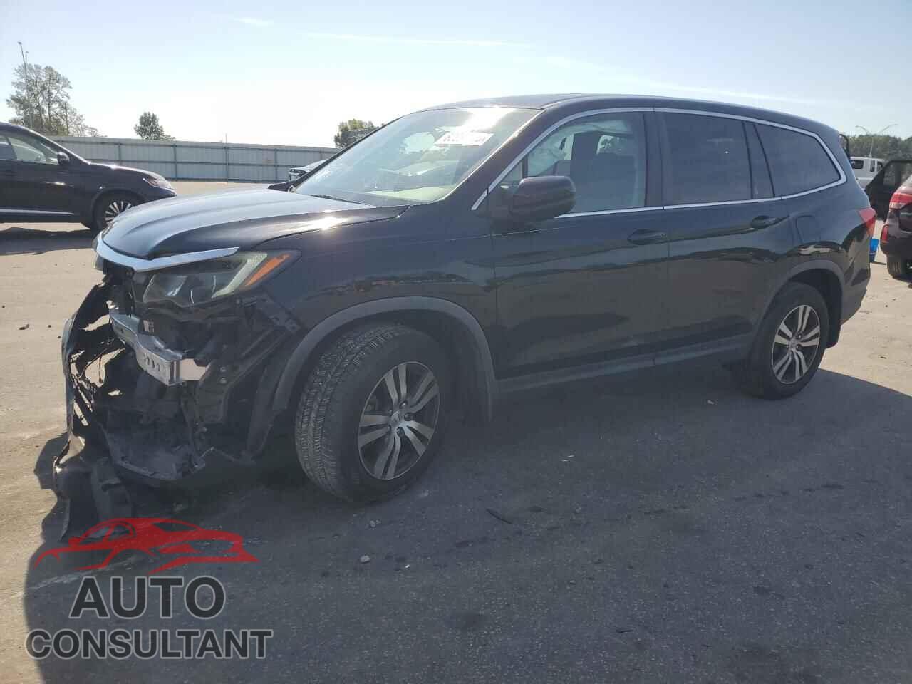 HONDA PILOT 2017 - 5FNYF5H69HB024561