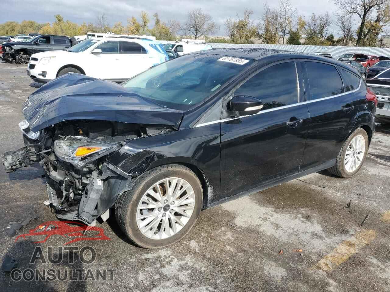 FORD FOCUS 2018 - 1FADP3N24JL294792