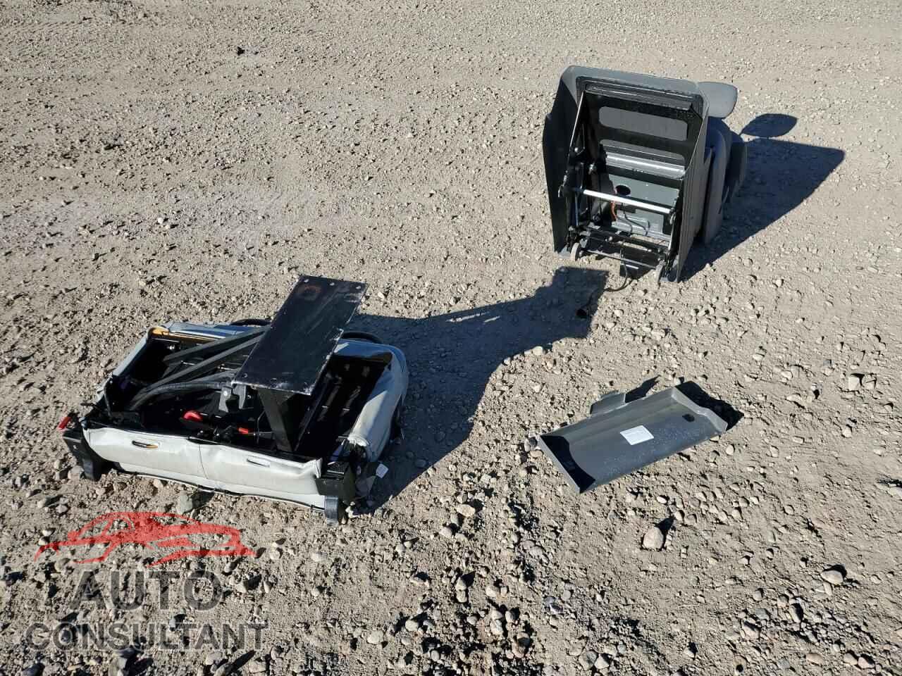 DODGE CARAVAN 2010 - 2D4RN4DE0AR343455