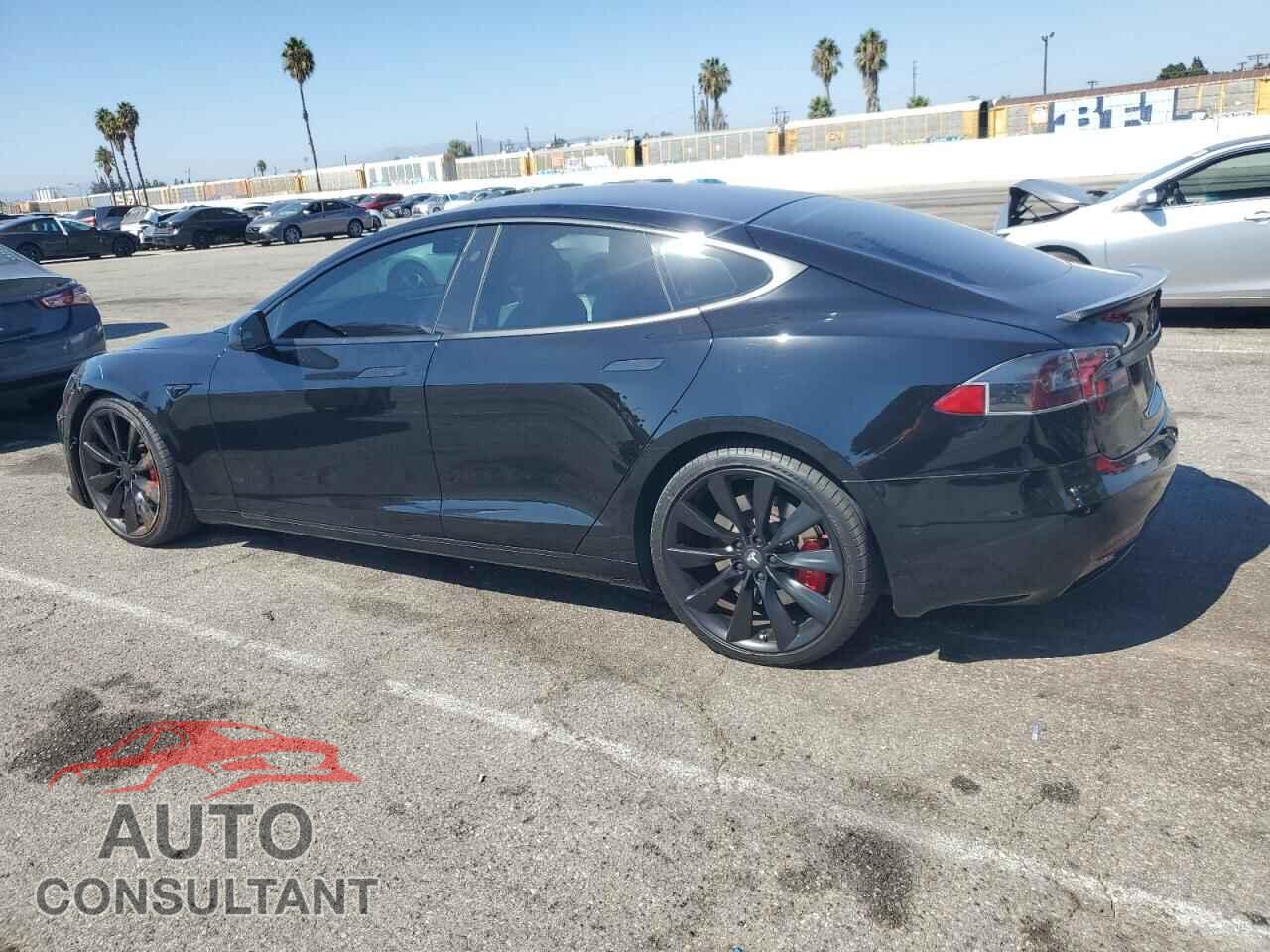TESLA MODEL S 2017 - 5YJSA1E10HF201486