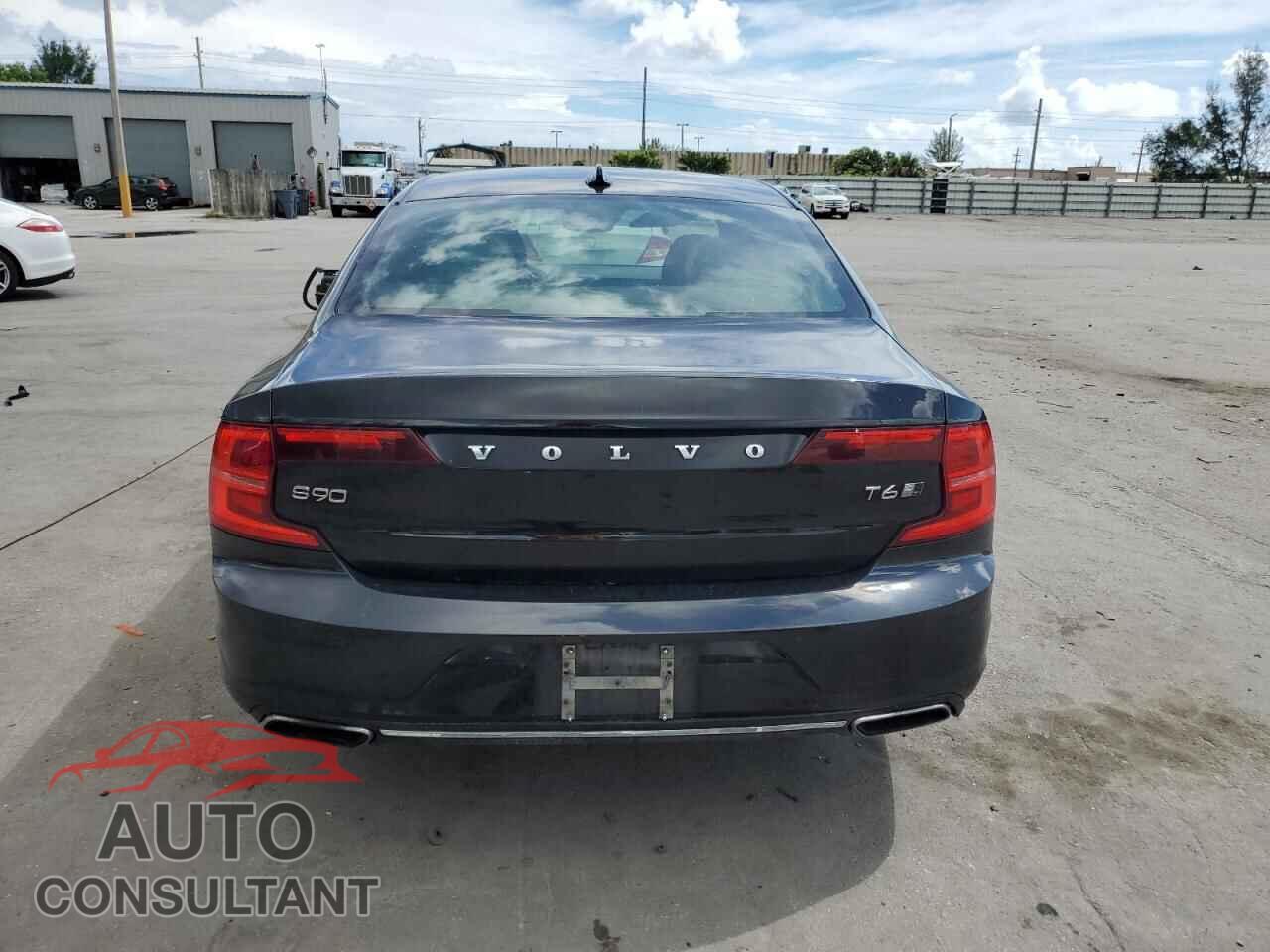 VOLVO S90 2017 - YV1A22ML3H1008625