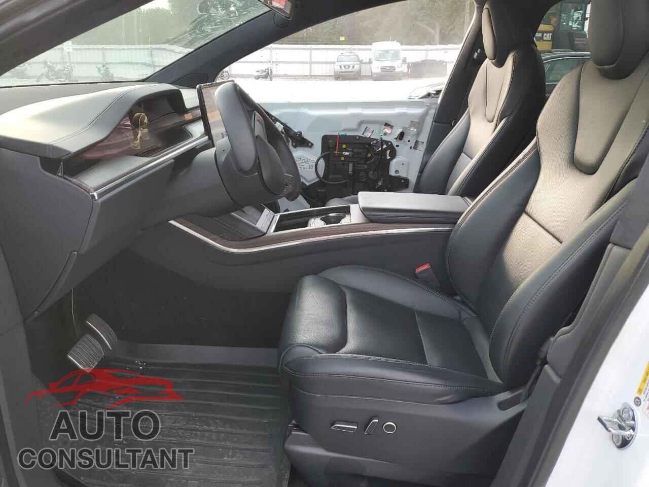 TESLA MODEL X 2023 - 7SAXCBE53PF369584