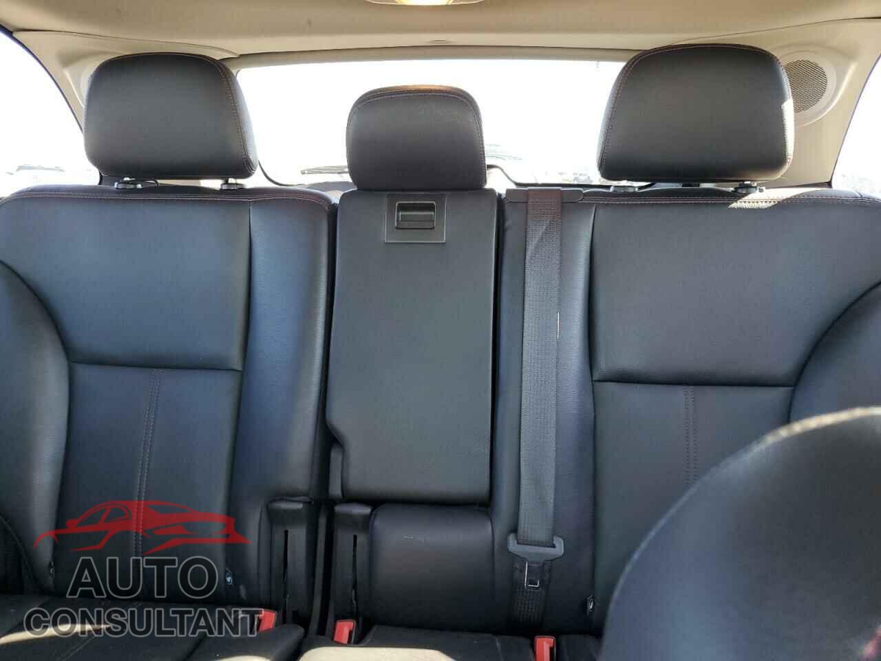 FORD EDGE 2011 - 2FMDK3KC8BBB51976