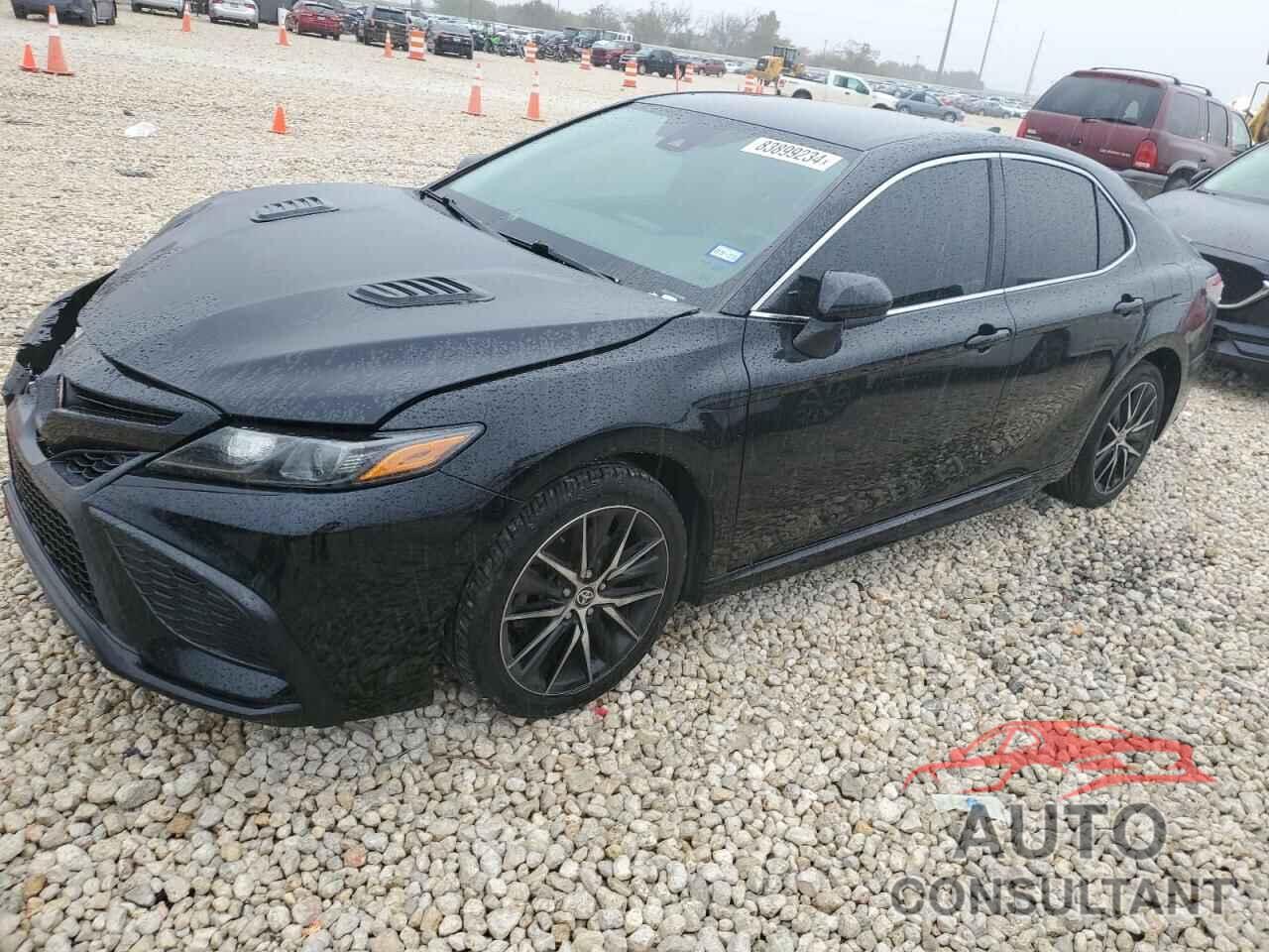 TOYOTA CAMRY 2021 - 4T1G11AK6MU558480