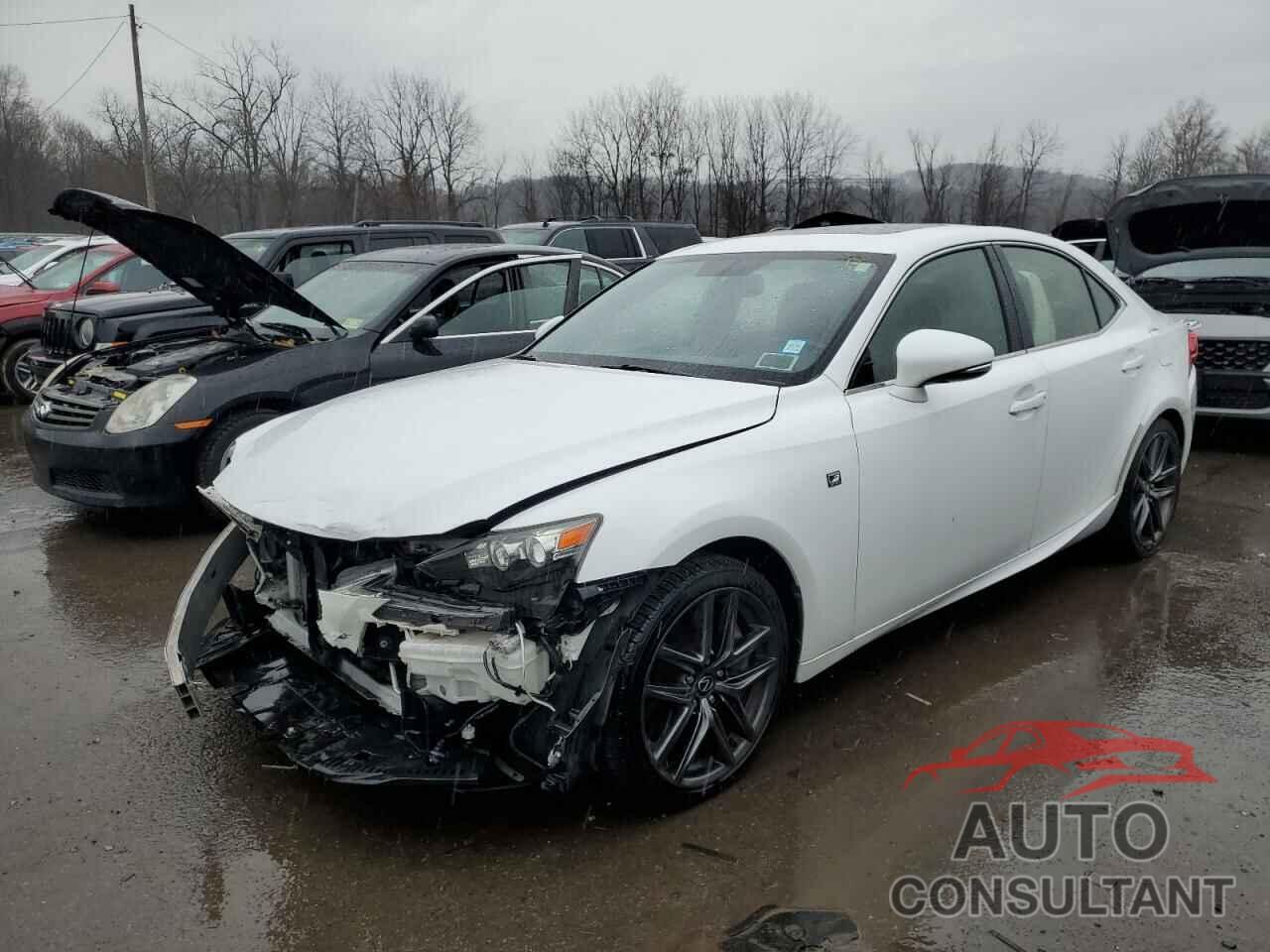 LEXUS IS 2014 - JTHBE1D20E5012623