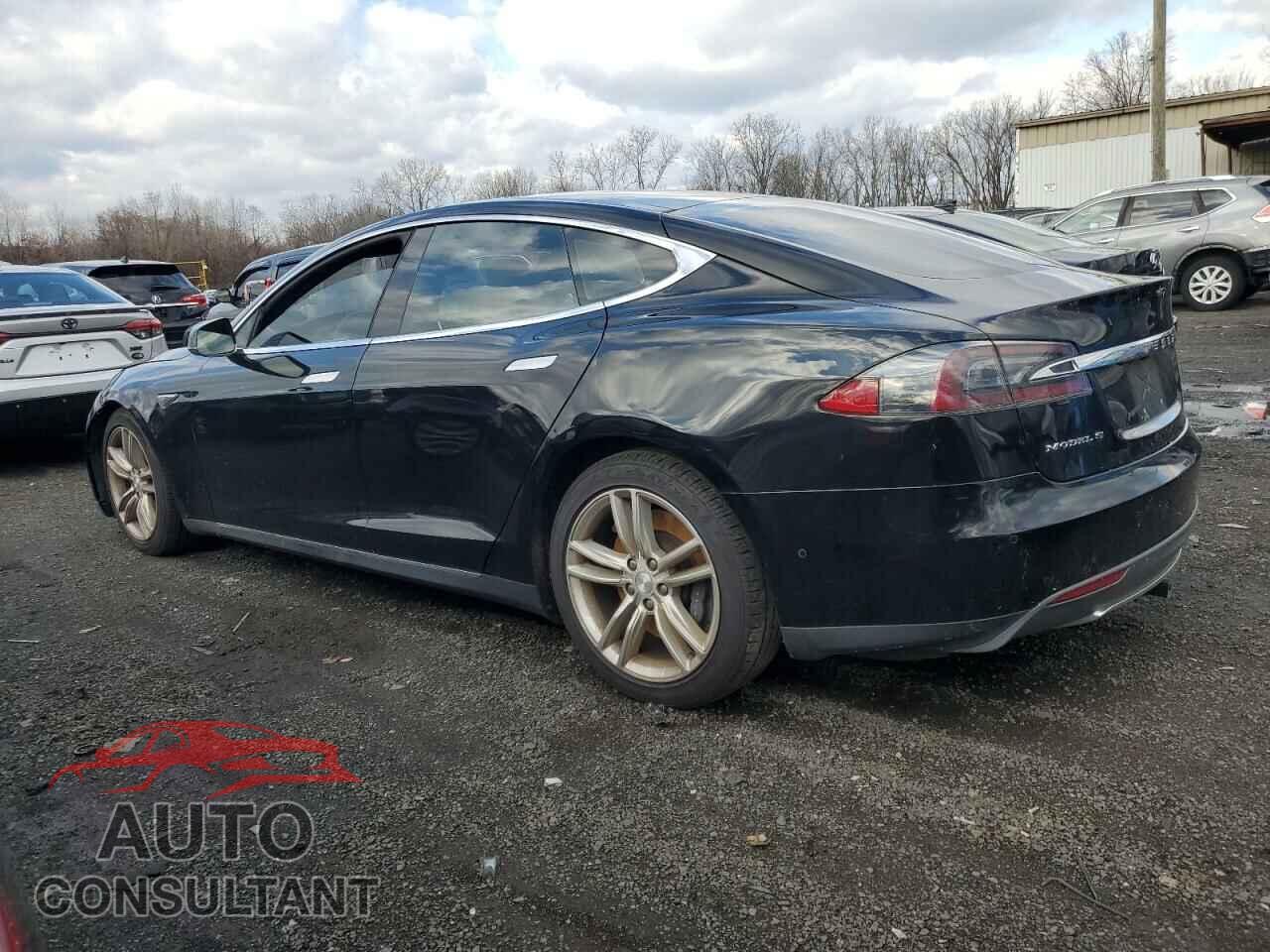 TESLA MODEL S 2016 - 5YJSA1E25GF121091