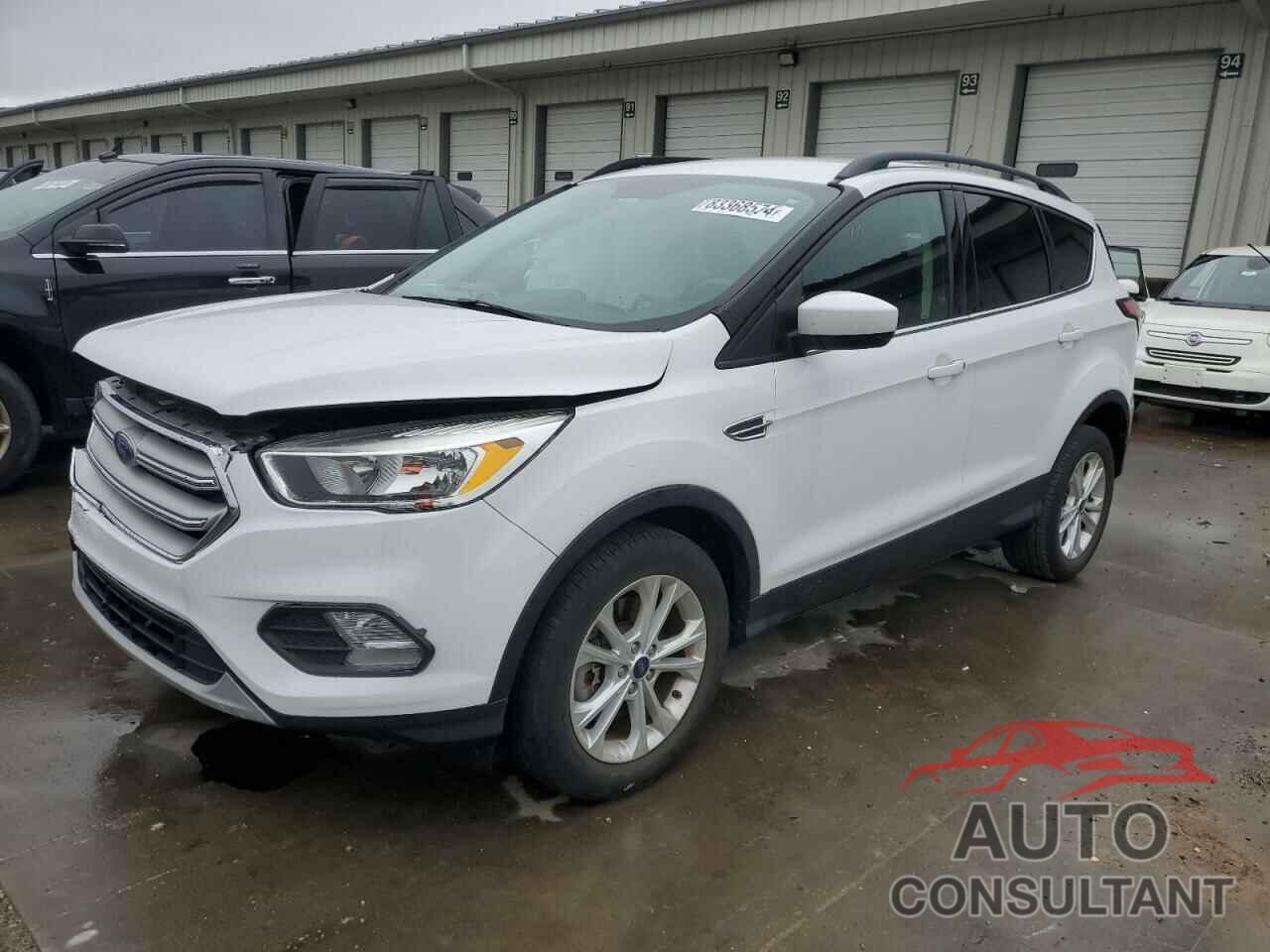 FORD ESCAPE 2018 - 1FMCU9GD2JUA11246