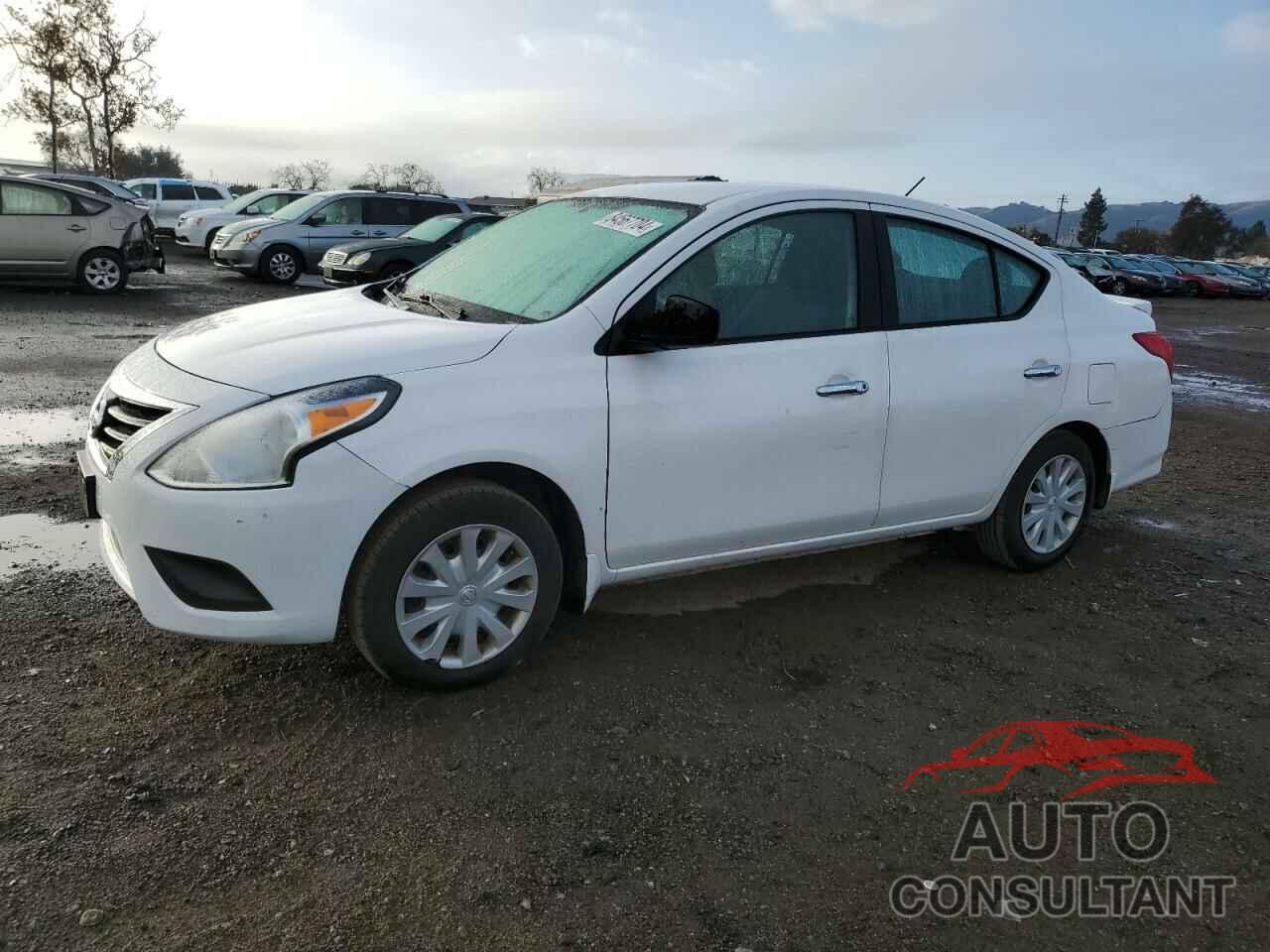 NISSAN VERSA 2017 - 3N1CN7AP5HL886465