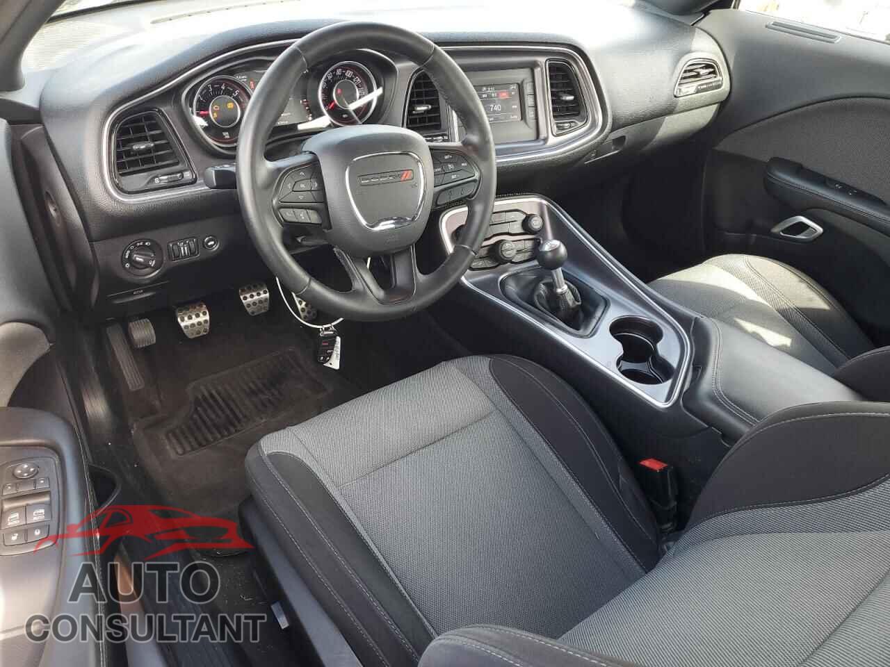 DODGE CHALLENGER 2015 - 2C3CDZAT1FH805237