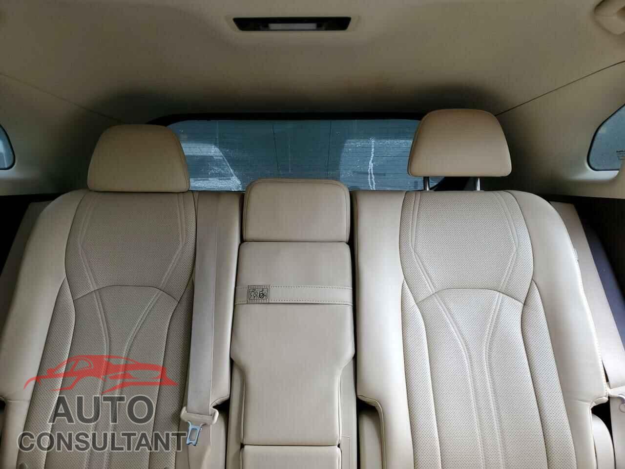 LEXUS RX450 2017 - 2T2BGMCA0HC013716