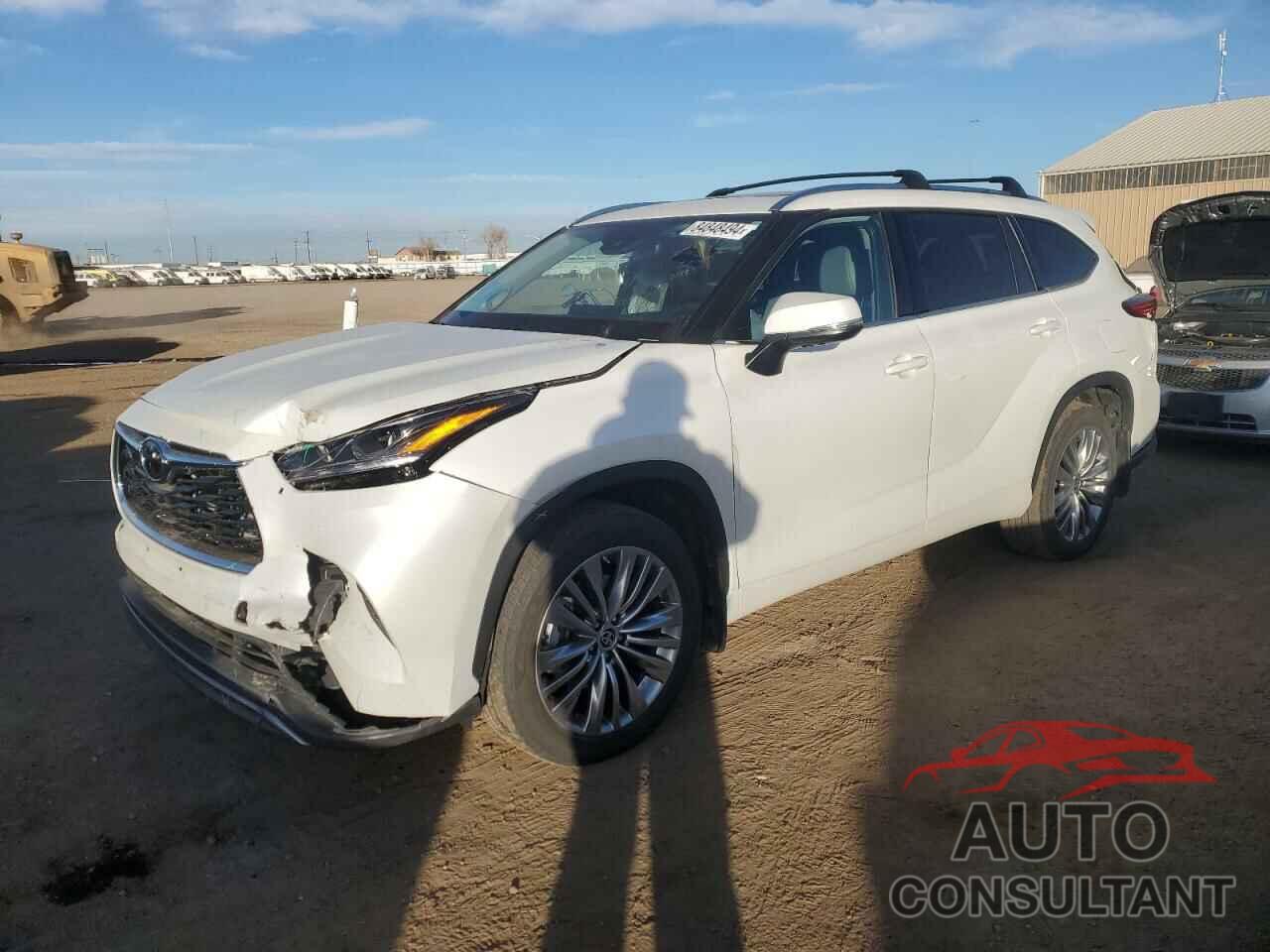 TOYOTA HIGHLANDER 2022 - 5TDFZRBH0NS217947