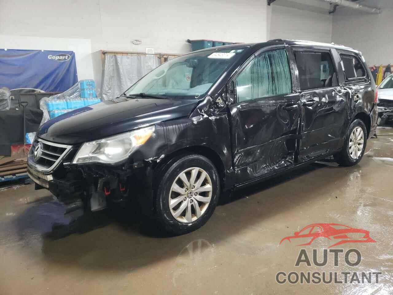 VOLKSWAGEN ROUTAN 2013 - 2C4RVABG5DR724674