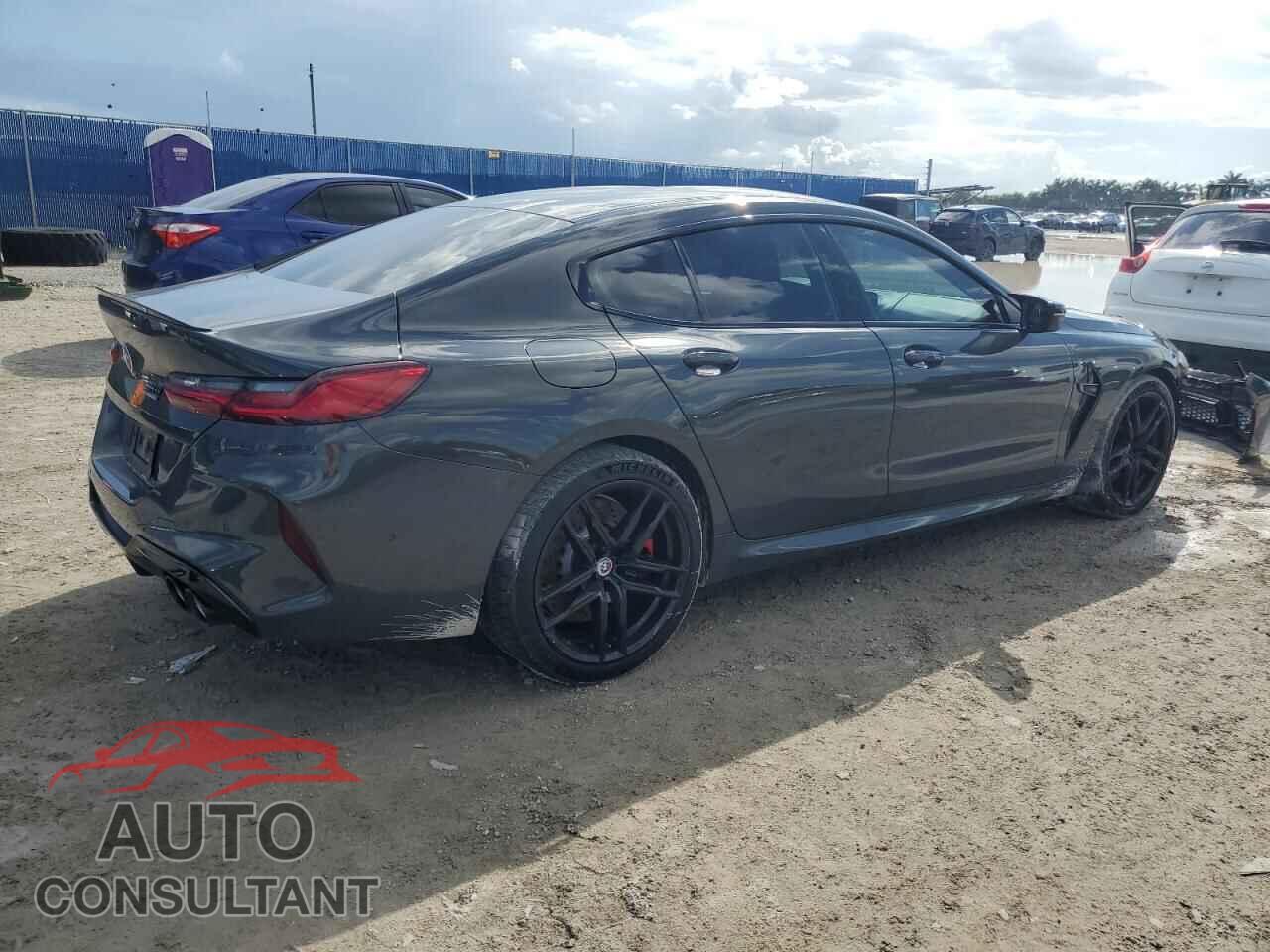 BMW M8 2023 - WBSGV0C0XPCM85471