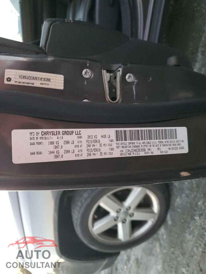 JEEP COMPASS 2014 - 1C4NJCEA0ED818396