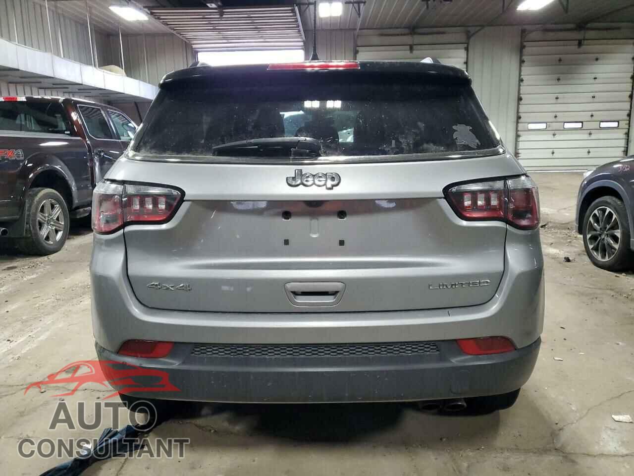 JEEP COMPASS 2018 - 3C4NJDCB5JT482492