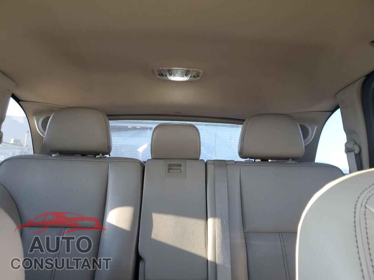 FORD EDGE 2011 - 2FMDK3KC4BBA99116