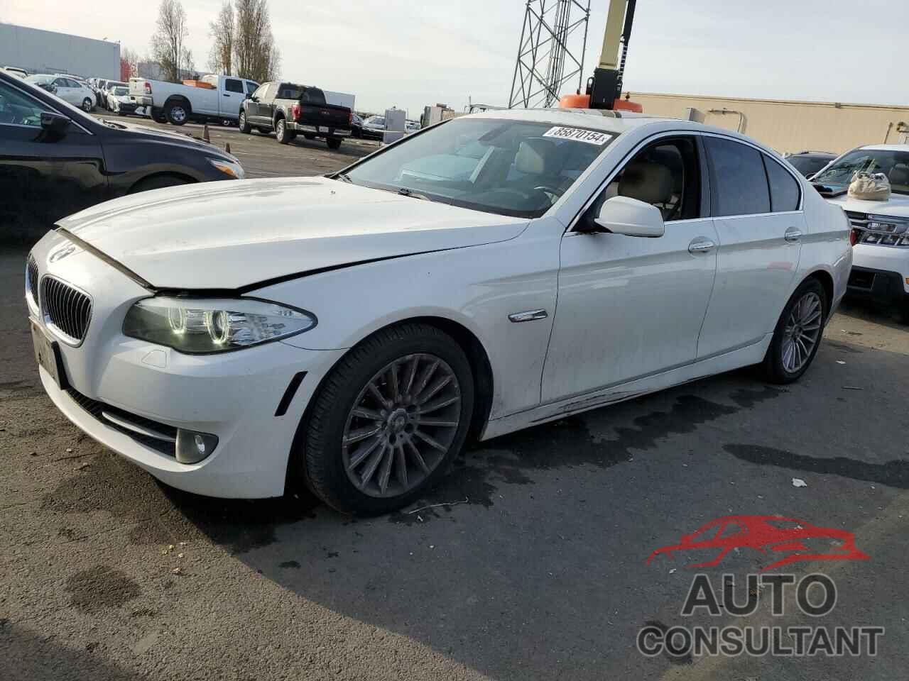 BMW 5 SERIES 2011 - WBAFR7C58BC605429
