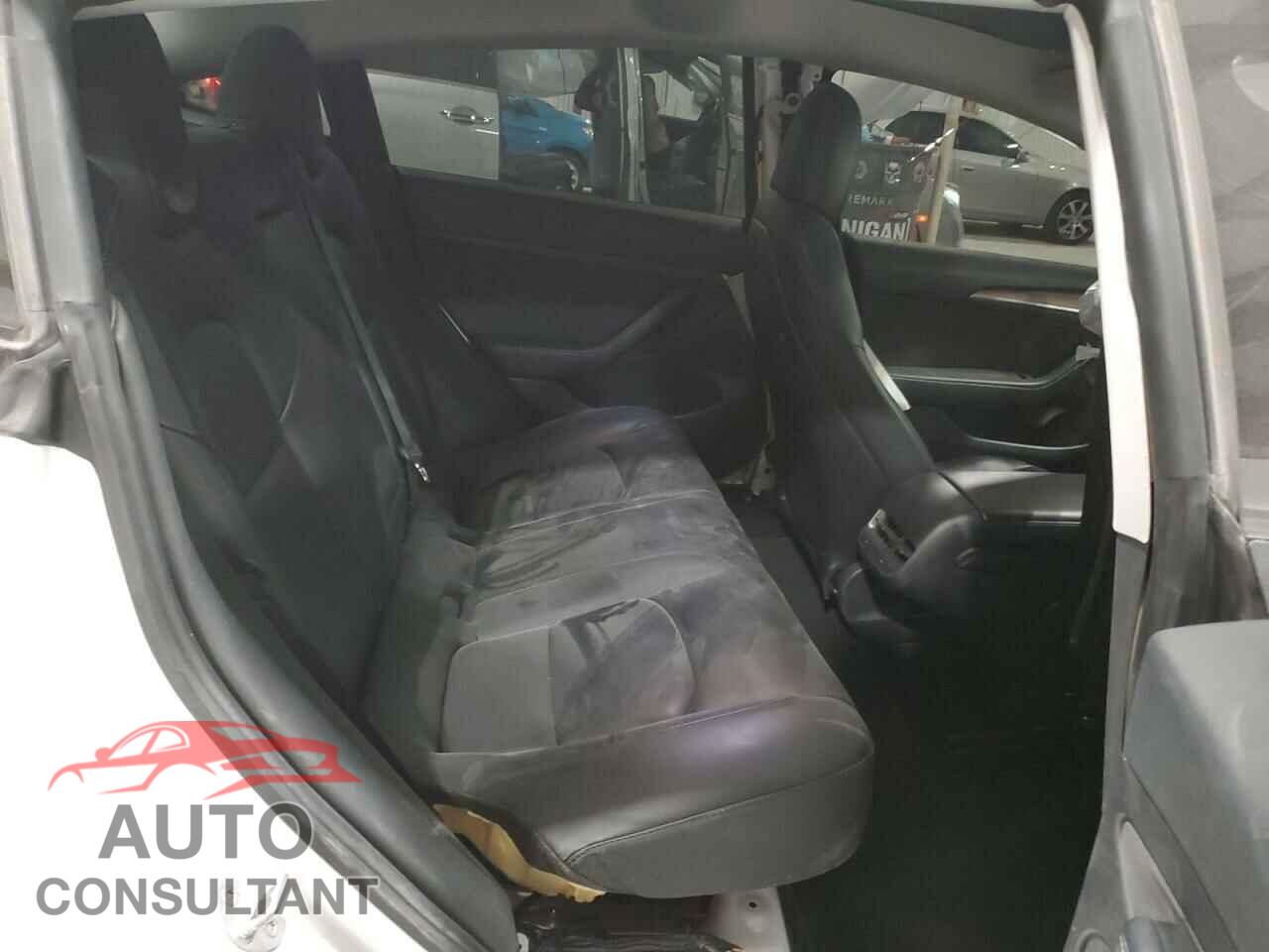 TESLA MODEL 3 2021 - 5YJ3E1EB2MF984211