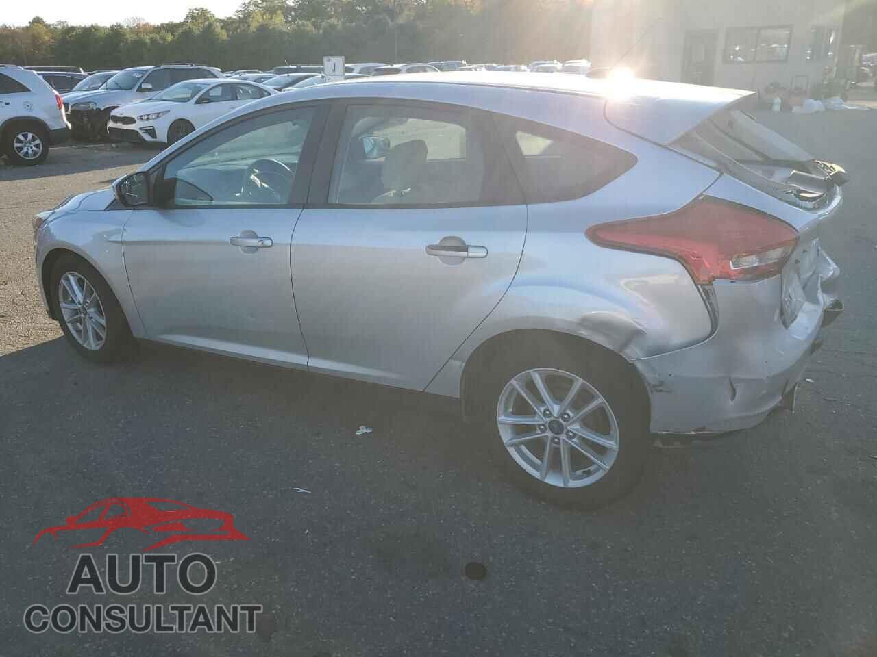 FORD FOCUS 2017 - 1FADP3K22HL301222