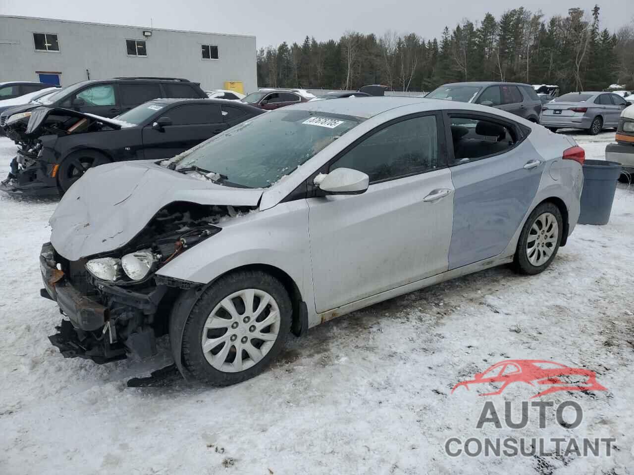 HYUNDAI ELANTRA 2012 - 5NPDH4AE0CH147602