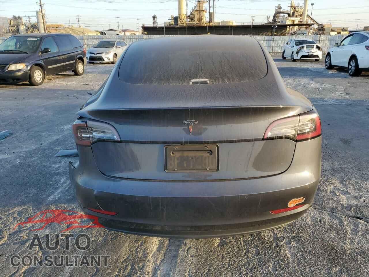TESLA MODEL 3 2020 - 5YJ3E1EA6LF705204