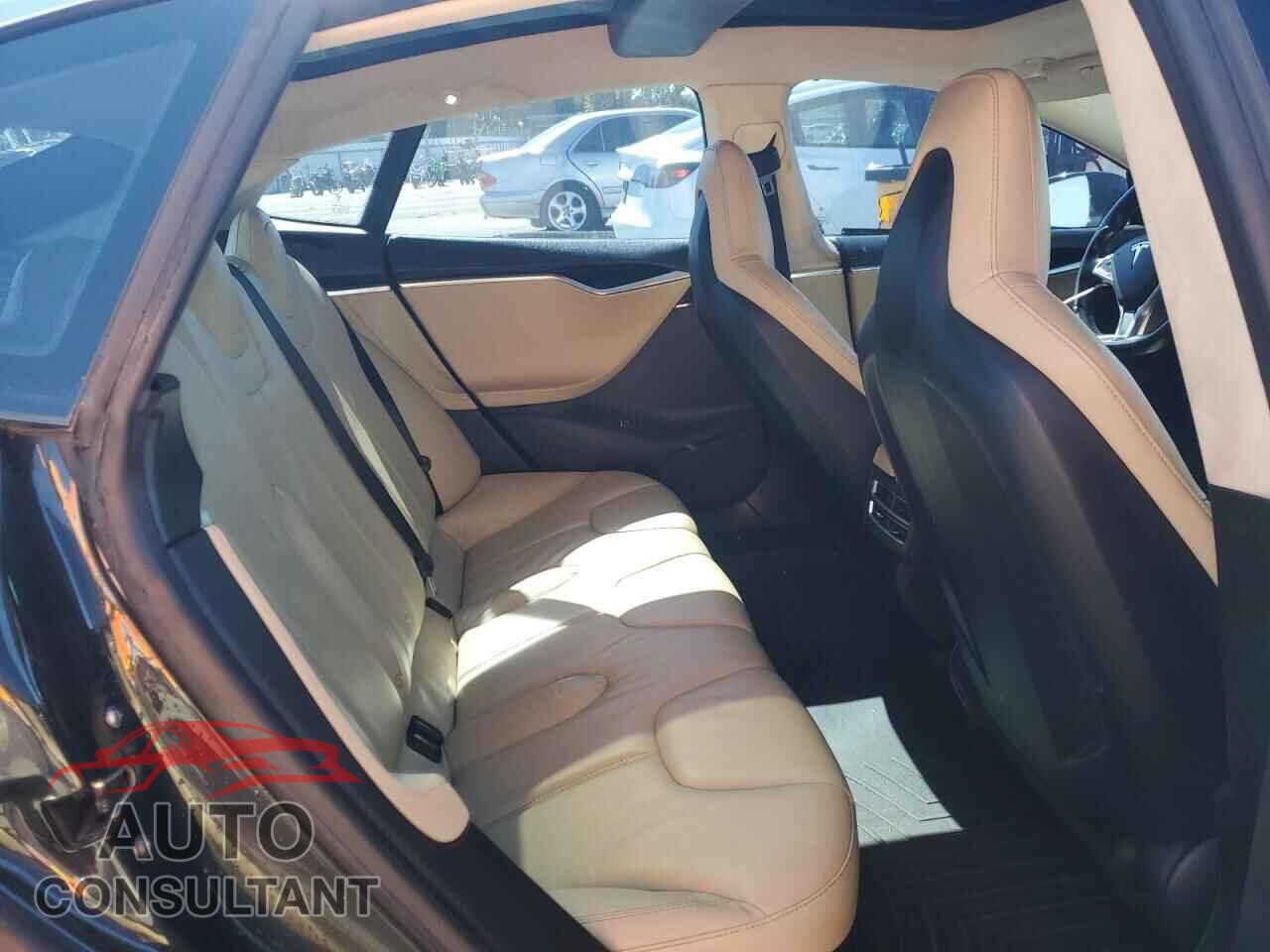TESLA MODEL S 2013 - 5YJSA1DN7DFP18167