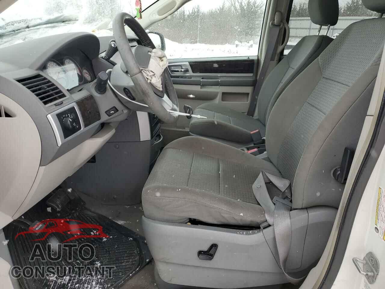 DODGE CARAVAN 2010 - 2D4RN5D16AR107914