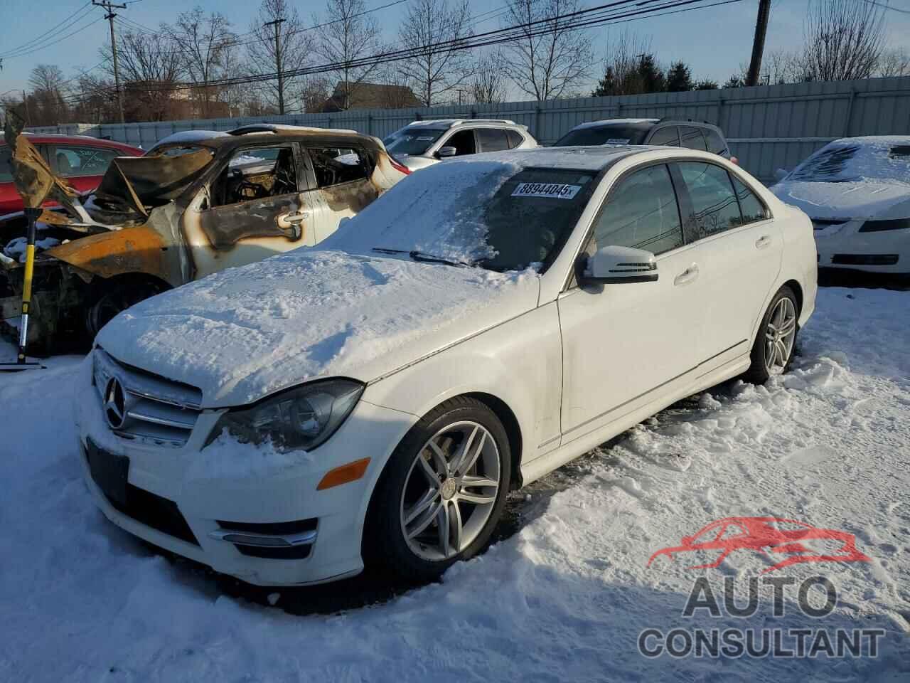MERCEDES-BENZ C-CLASS 2013 - WDDGF8AB8DA762896