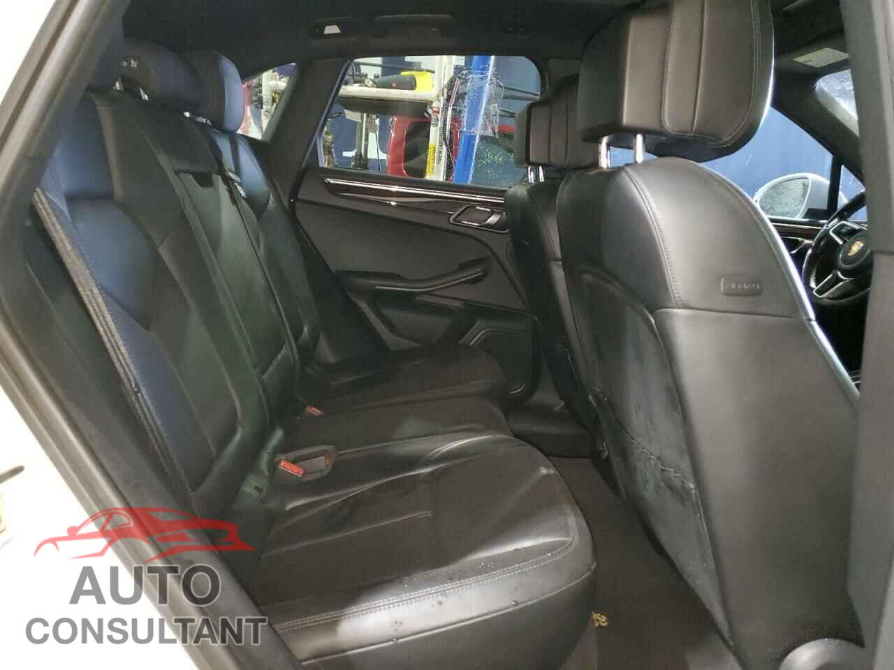 PORSCHE MACAN 2015 - WP1AB2A56FLB54660