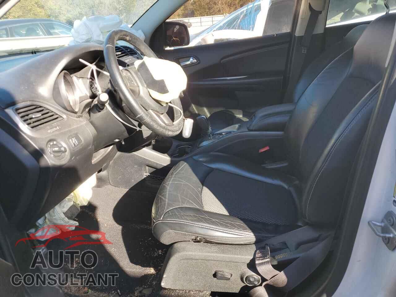 DODGE JOURNEY 2017 - 3C4PDCGG4HT617634