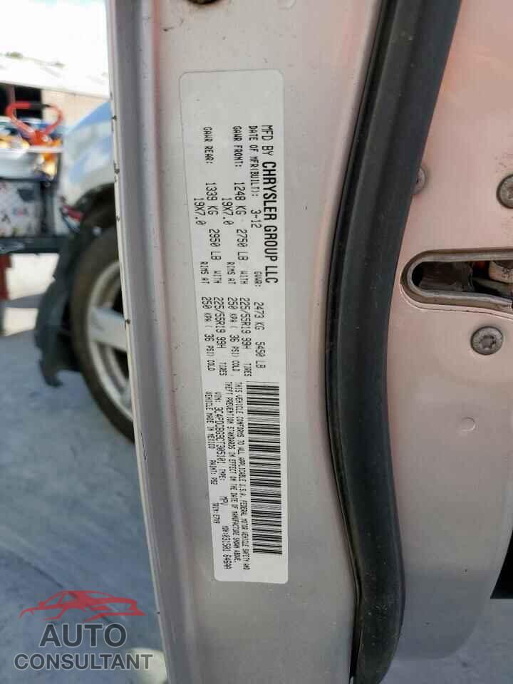DODGE JOURNEY 2012 - 3C4PDCBG9CT305101