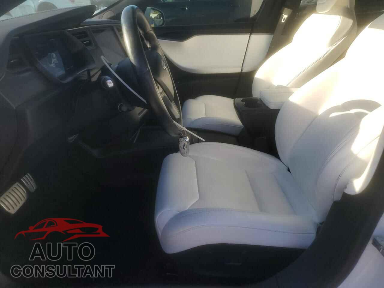 TESLA MODEL S 2019 - 5YJSA1E46KF313887