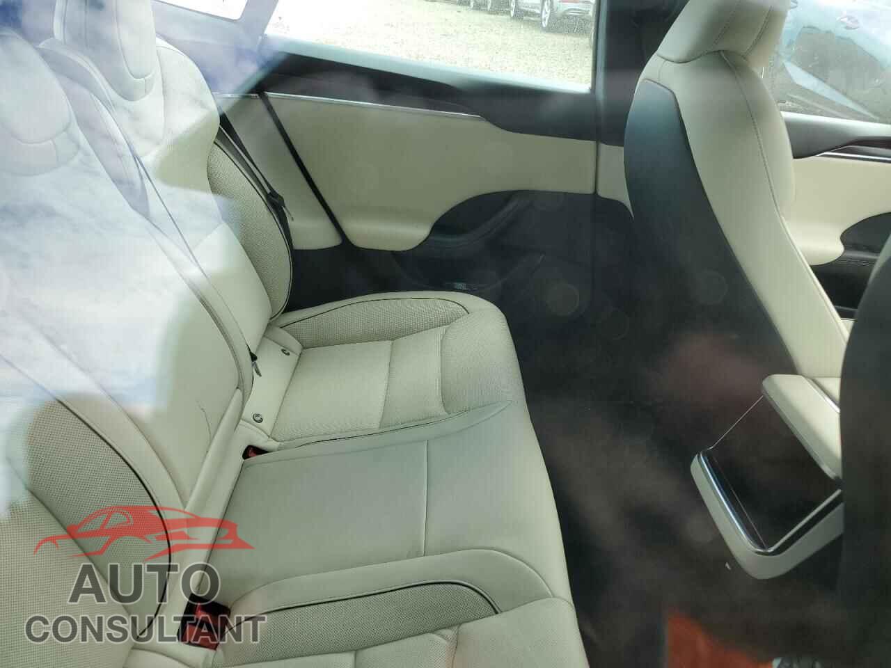 TESLA MODEL S 2021 - 5YJSA1E65MF438335