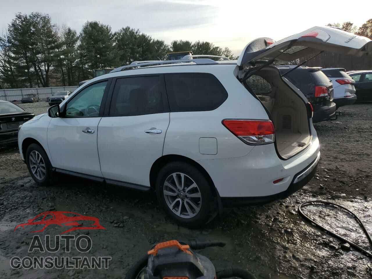 NISSAN PATHFINDER 2013 - 5N1AR2MM9DC628450